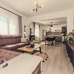 Private Pool House Peace & Privacy * Tinj