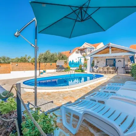 Private Pool House Peace & Privacy * Tinj